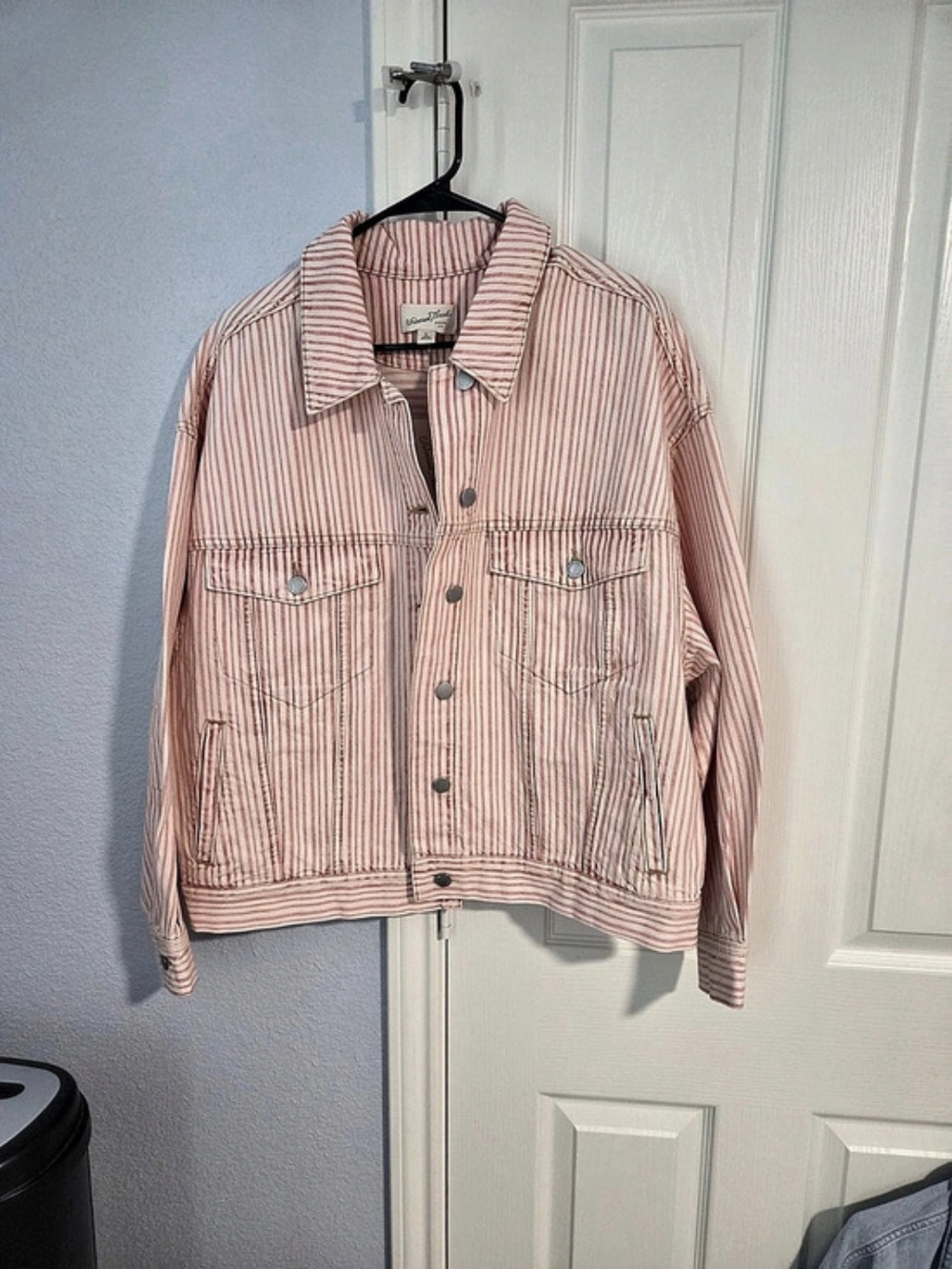 Universal Thread "Red" And White Striped Denim Trucker Jacket Size XL